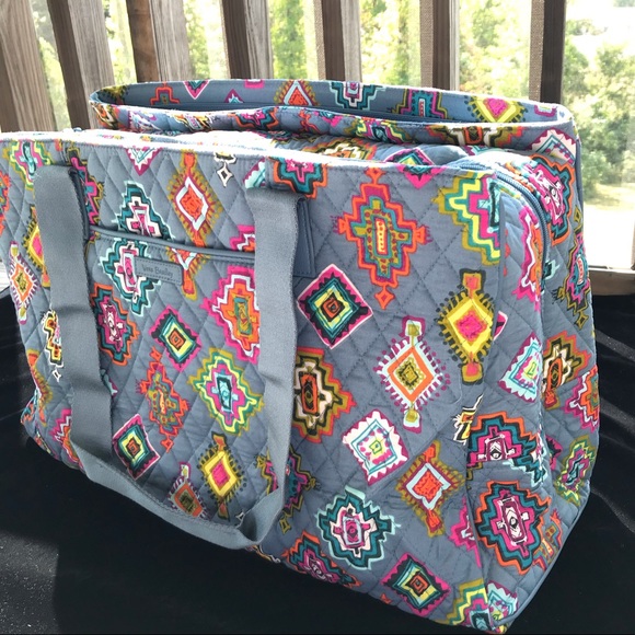 VERA BRADLEY Duffle Bag NWT - Picture 2 of 7